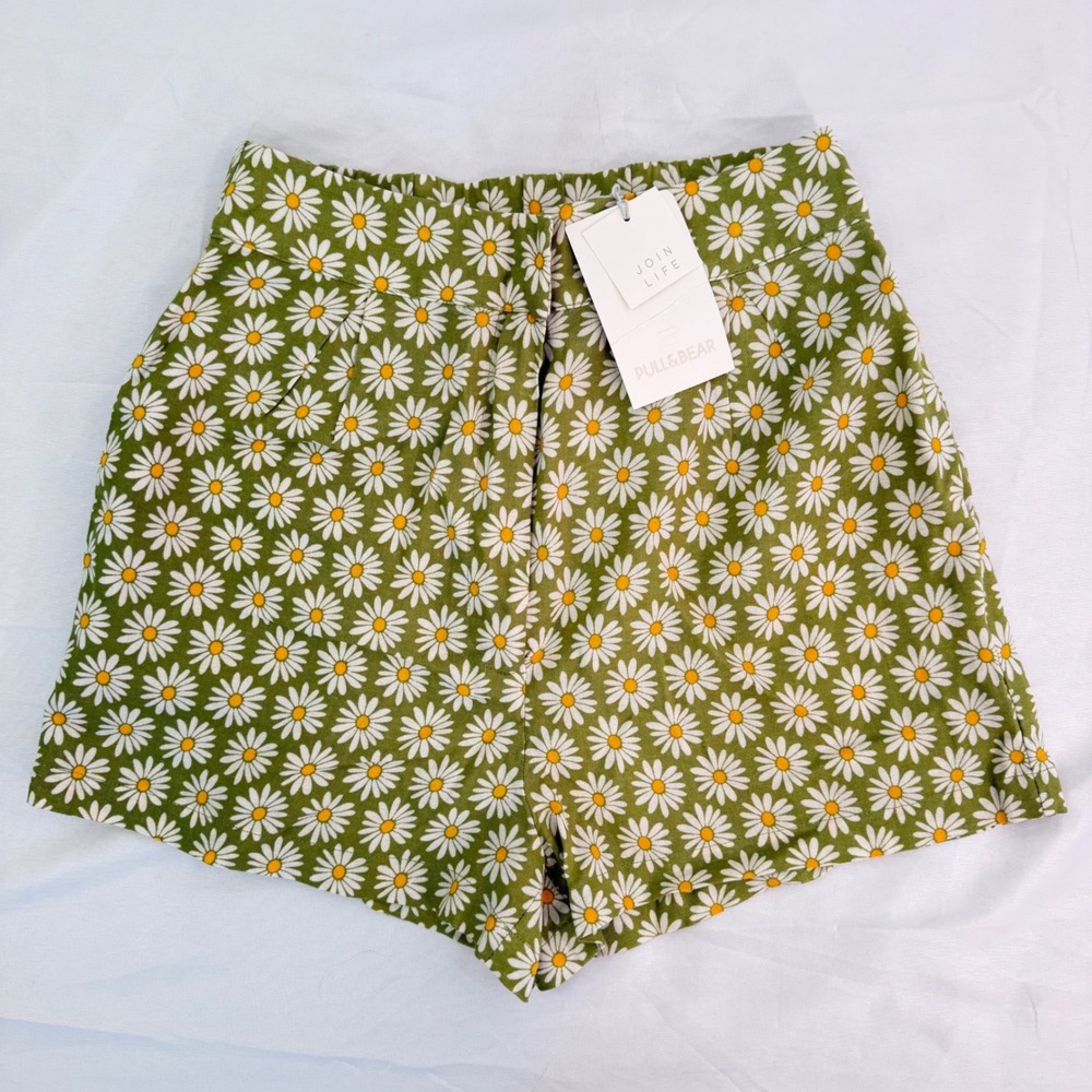 Pull&Bear Green Daisy Floral High Waisted Linen Blend Shorts Womens Size S NWT